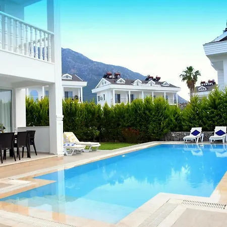 Tala 17 Villa
