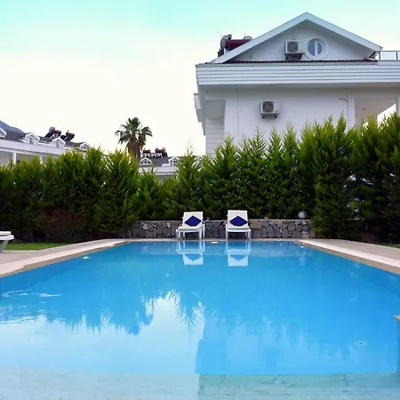 Villa Tala 17 *